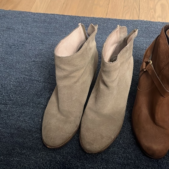 BUNDLE - 3 pairs of shoes for $50! - Picture 5 of 6